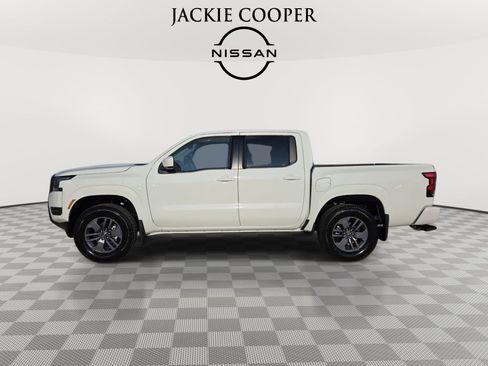 New 2025 Nissan Frontier SV AWD/4WD image 2