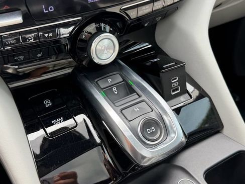 Certified 2024 Acura MDX FWD w/ Technology Package image 30