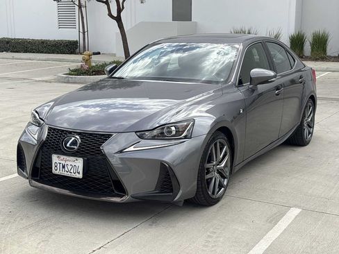 Used 2017 Lexus IS 200t RWD image 7