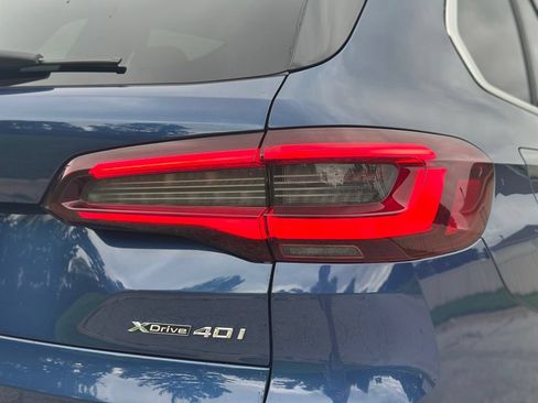 Used 2023 BMW X5 xDrive40i w/ Premium Package AWD/4WD image 11