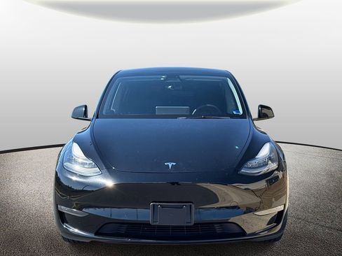 Used 2021 Tesla Model Y Long Range image 5