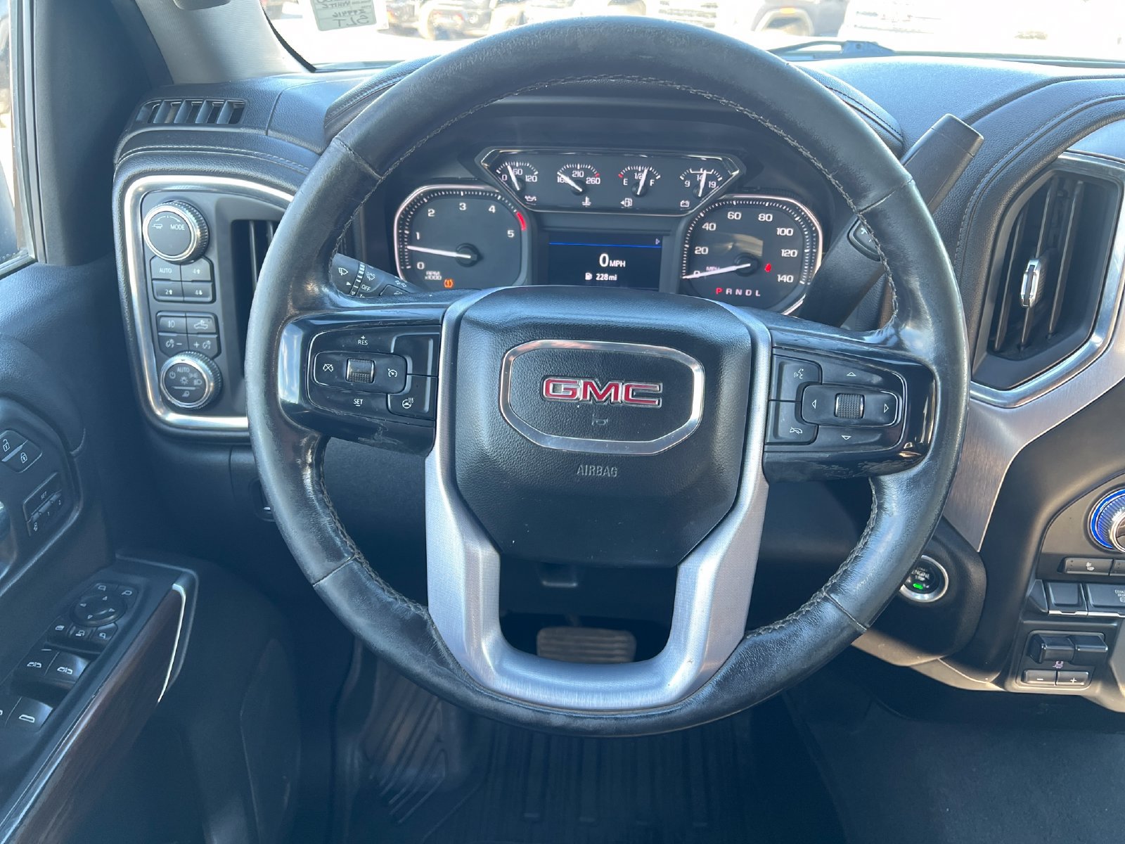 Used 2020 GMC Sierra 2500 SLT w/ X31 Off-Road Package AWD/4WD image 22