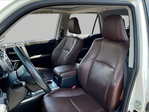 Used 2023 Toyota 4Runner Limited AWD/4WD image 21