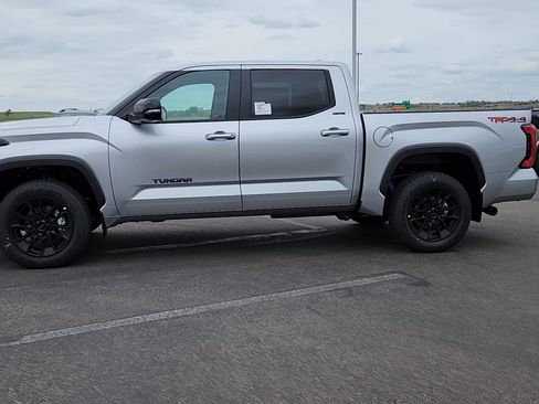 New 2026 Toyota Tundra Limited AWD/4WD image 2
