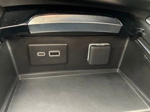 Used 2023 Buick Envision Essence w/ Sport Touring Package image 26