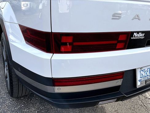 Used 2025 Hyundai Santa Fe Limited image 31