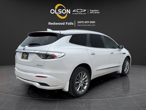 Used 2022 Buick Enclave Avenir w/ Avenir Technology Package AWD/4WD image 5