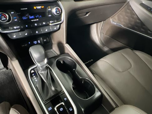 Used 2020 Hyundai Santa Fe Limited FWD image 25