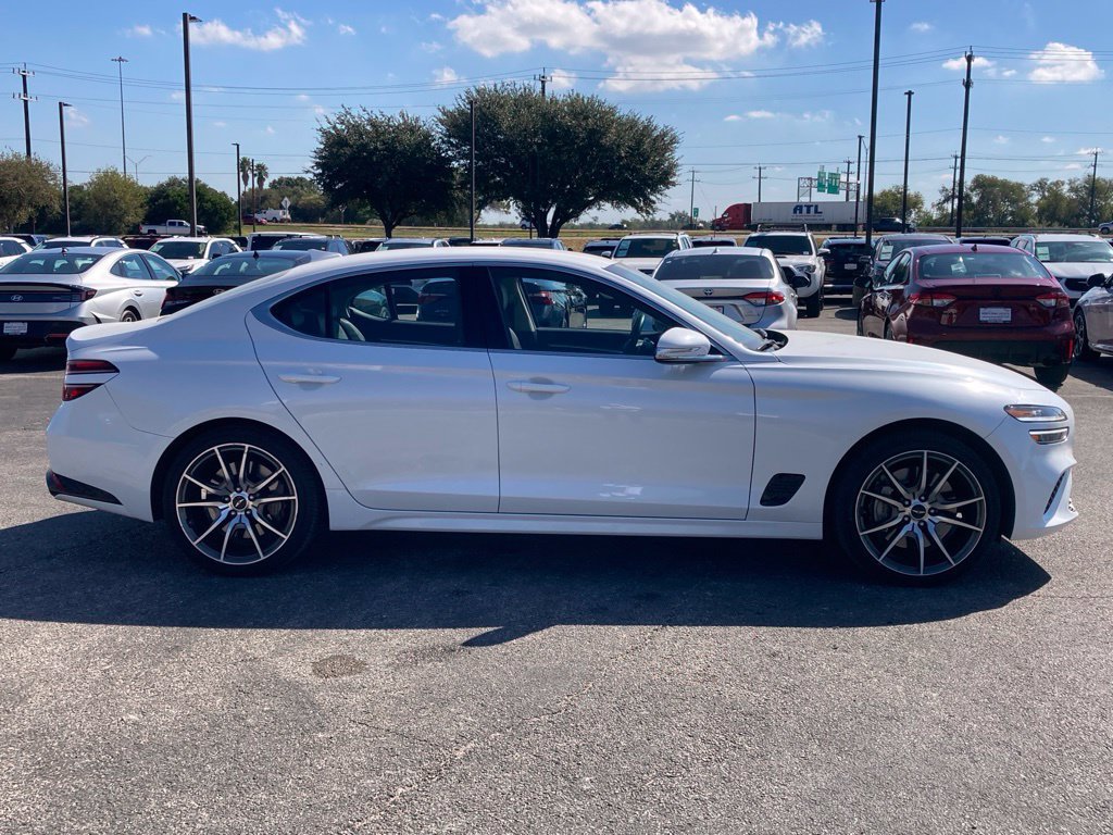 Used 2026 Genesis G70 2.5T AWD/4WD image 4