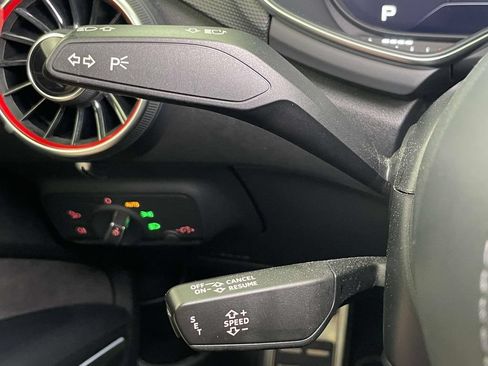 Used 2019 Audi TT RS AWD/4WD image 39