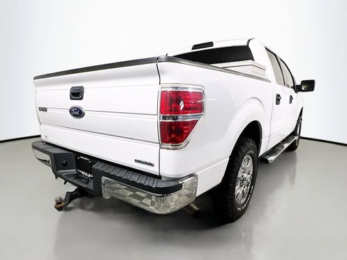 Used 2011 Ford F150 XLT image 4