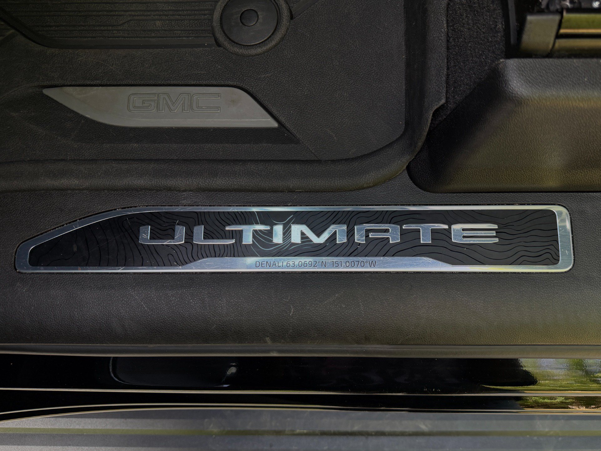 Used 2024 GMC Sierra 3500 Denali Ultimate AWD/4WD image 63