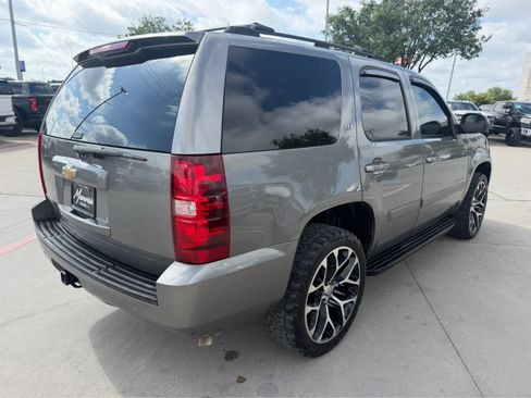 Used 2007 Chevrolet Tahoe LTZ w/ LTZ Preferred Equipment Group AWD/4WD image 3
