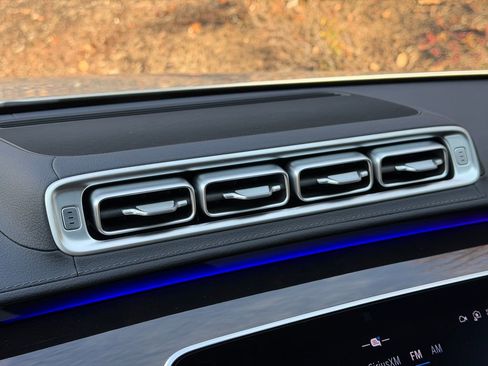 Used 2024 Mercedes-Benz S 580 4MATIC Sedan image 17