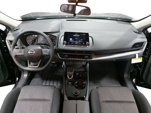 New 2026 Nissan Rogue SV AWD/4WD image 9