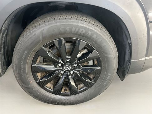 Used 2025 MAZDA CX-50 AWD 2.5 S w/ Premium Package image 11
