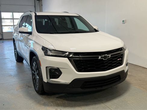 Certified 2023 Chevrolet Traverse RS image 5