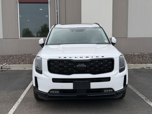 Used 2021 Kia Telluride SX w/ SX Prestige Package image 2