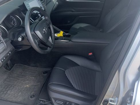 Used 2023 Toyota Camry SE w/ Convenience Package image 19