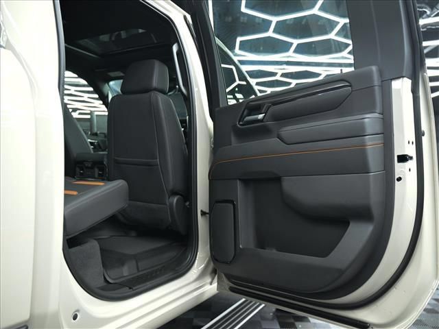 New 2026 GMC Sierra 2500 AT4 w/ AT4 Premium Plus Package AWD/4WD image 28