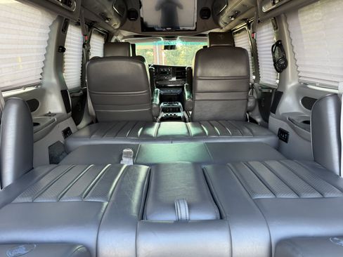Used 2013 GMC Savana 1500 RWD image 27