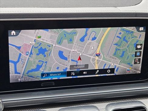 Used 2022 Mercedes-Benz GLS 450 4MATIC image 10