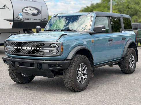 Used 2023 Ford Bronco Badlands AWD/4WD image 1