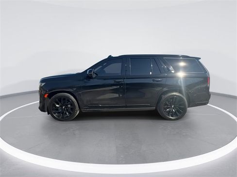 Used 2024 Cadillac Escalade Sport w/ LPO, ONYX Package image 5