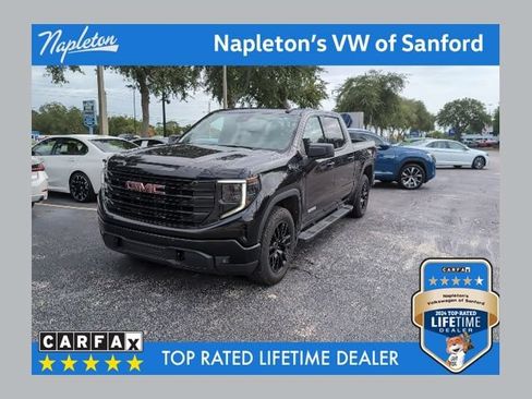 Used 2022 GMC Sierra 1500 Elevation w/ Preferred Package RWD image 1