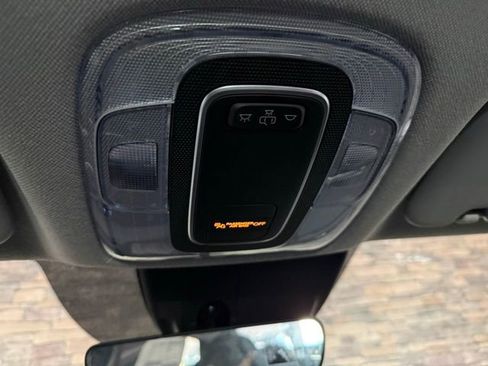 New 2025 Hyundai Elantra SE image 22