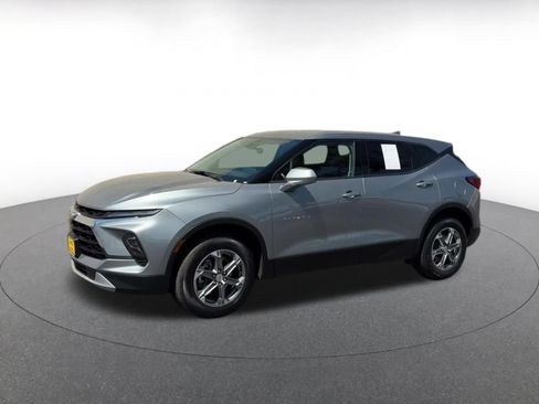 Used 2026 Chevrolet Blazer LT AWD/4WD image 8