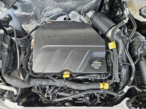 New 2026 Chevrolet Trax LT FWD image 27