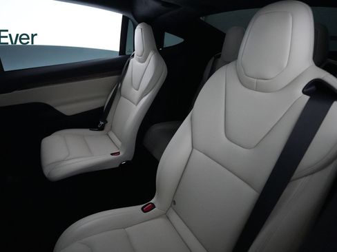 Used 2026 Tesla Model X AWD/4WD image 24