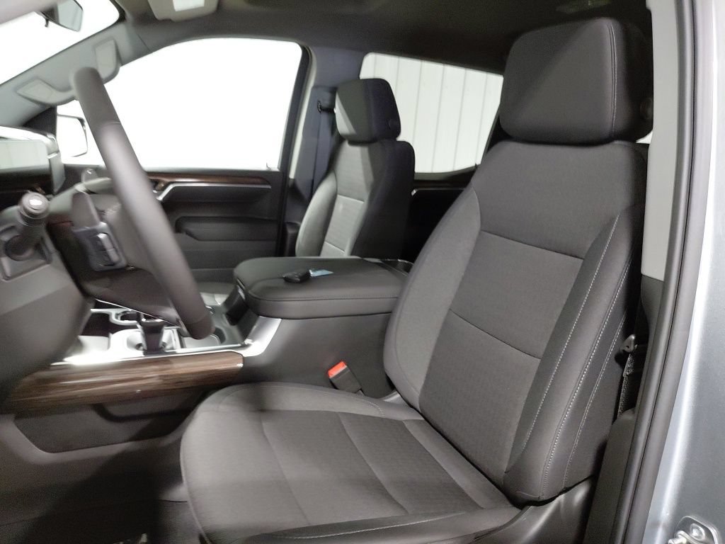 New 2026 Chevrolet Silverado 1500 RST AWD/4WD image 5