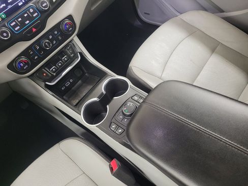 Used 2018 GMC Terrain SLT w/ Preferred Package AWD/4WD image 27