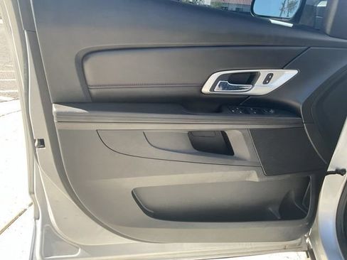 Used 2017 GMC Terrain SLE FWD image 13