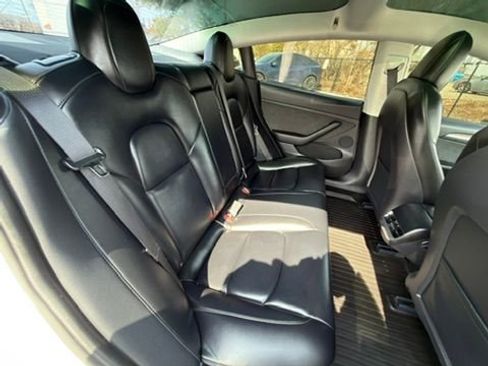 Used 2022 Tesla Model 3 RWD image 28