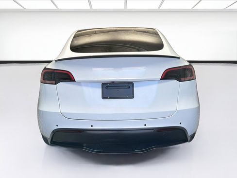 Used 2021 Tesla Model Y Performance AWD/4WD image 5