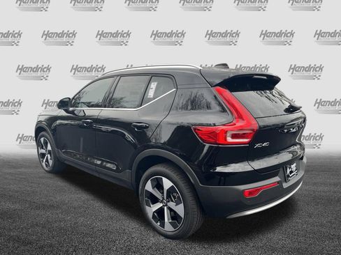 Certified 2025 Volvo XC40 B5 Core w/ Protection Package Premier image 8