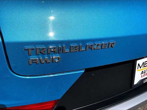 Used 2025 Chevrolet TrailBlazer LT AWD/4WD image 24