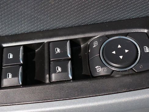 Used 2021 Ford F150 XLT AWD/4WD image 16