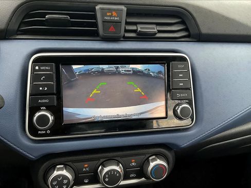 Used 2023 Nissan Versa SV FWD image 26
