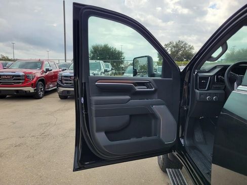 New 2026 GMC Sierra 2500 Denali w/ Denali Reserve Package image 13