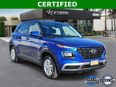 Certified 2022 Hyundai Venue SE image 1