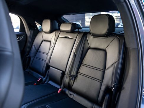 New 2026 Porsche Cayenne Turbo image 50