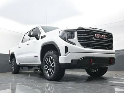 Used 2025 GMC Sierra 1500 AT4 w/ AT4 Premium Package