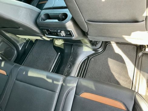 Used 2022 GMC Sierra 2500 AT4 w/ AT4 Premium Plus Package image 26