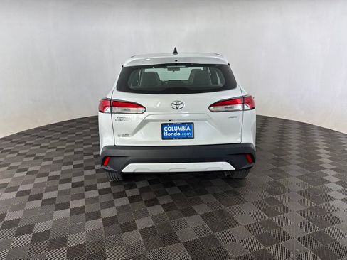 Used 2023 Toyota Corolla Cross L AWD/4WD image 6