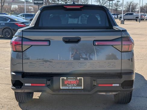 Used 2025 Hyundai Santa Cruz SE image 5