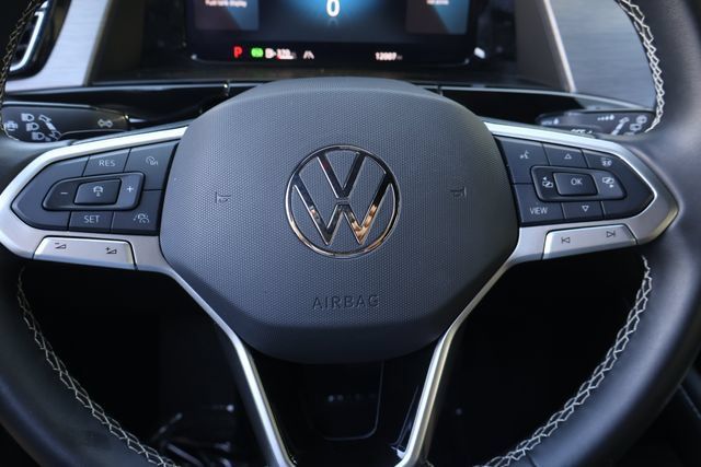 Certified 2026 Volkswagen Atlas Cross Sport SE FWD image 21